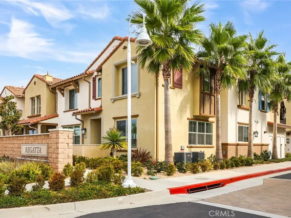 19109 Azul Ln, Huntington Beach, CA 92648