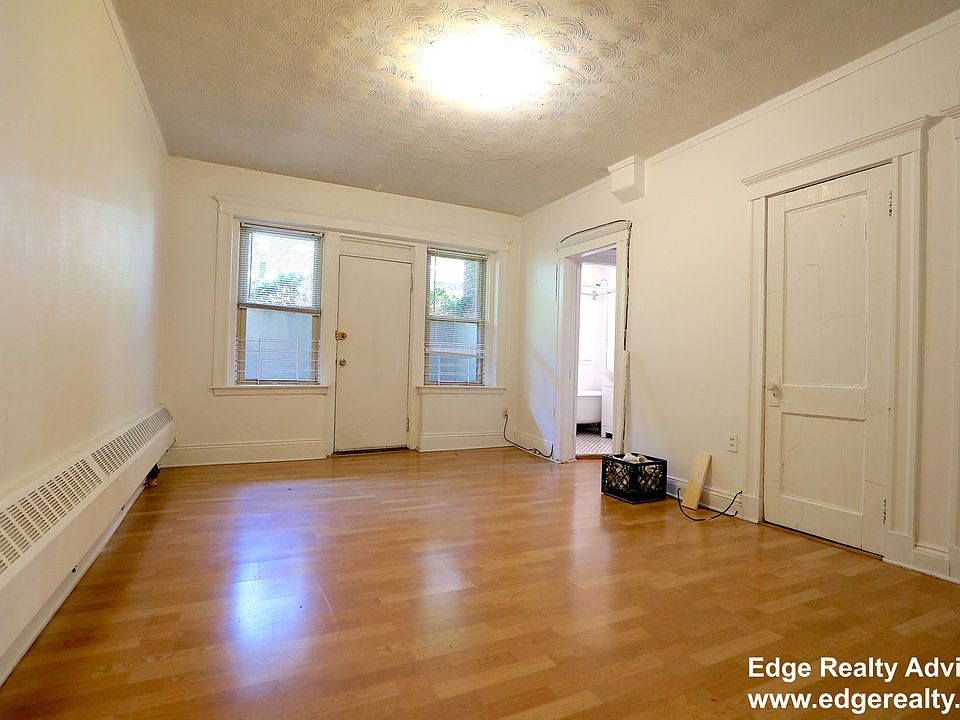 1st image of 130 Brainerd Rd APT 2