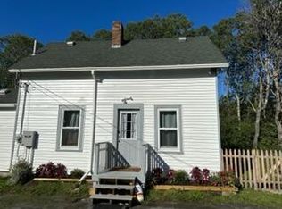 814 Tremont Rd, Tremont, ME 04674