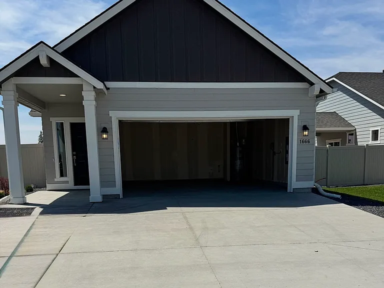 1666 Harris Way — Photo 1