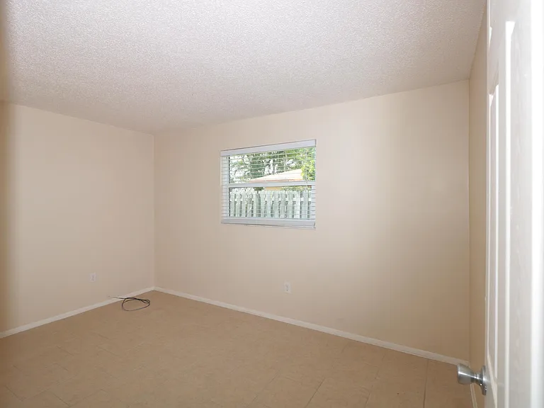 243 Ocean View Ln — Photo 16
