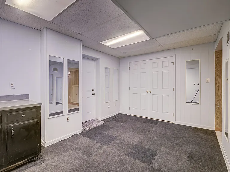 13907 Concord Ave — Photo 42