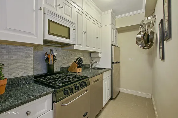 Sold by Corcoran | media 4