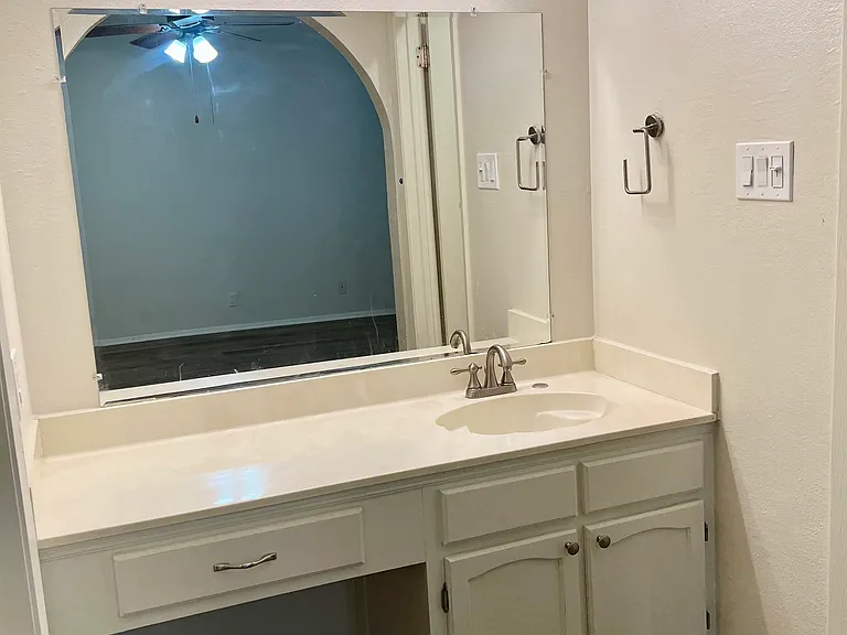 4310 Buckskin Trl — Photo 11