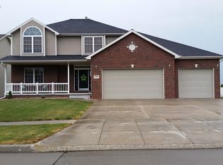 7835 Tropp Ridge Dr, Lincoln, NE 68512