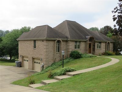 108 Oak Ridge Dr, Venetia, PA, 15367