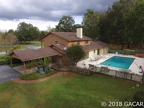 4th image of 12310 NW 77th Dr