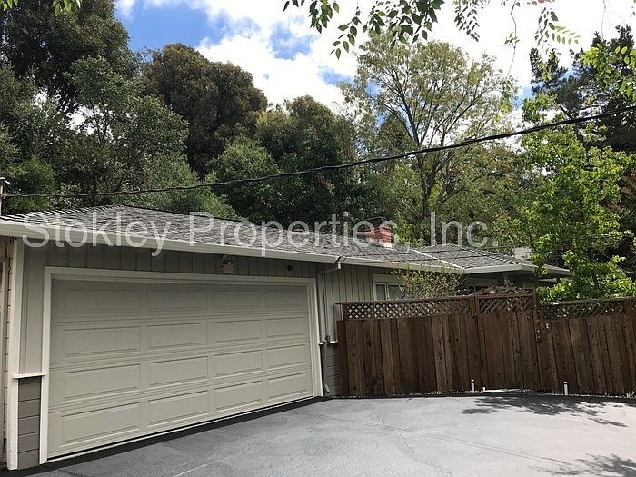1st image of 171 Andrea Dr