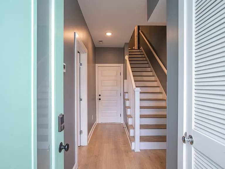 1737 Pecan St #3 — Photo 3