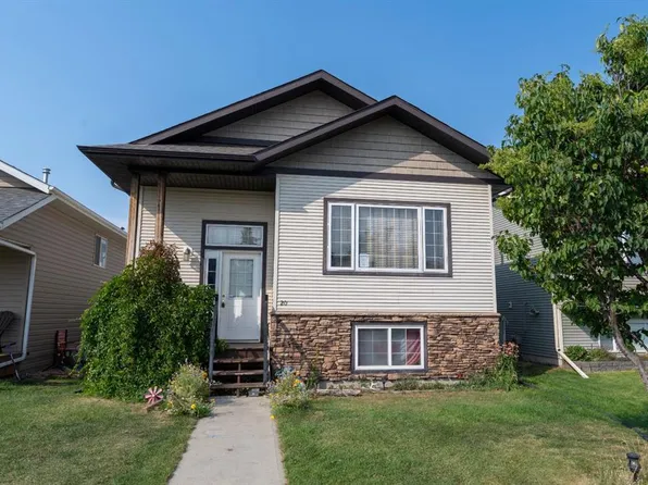 20 S Horne Close, Sylvan Lake, AB T4S 0C4