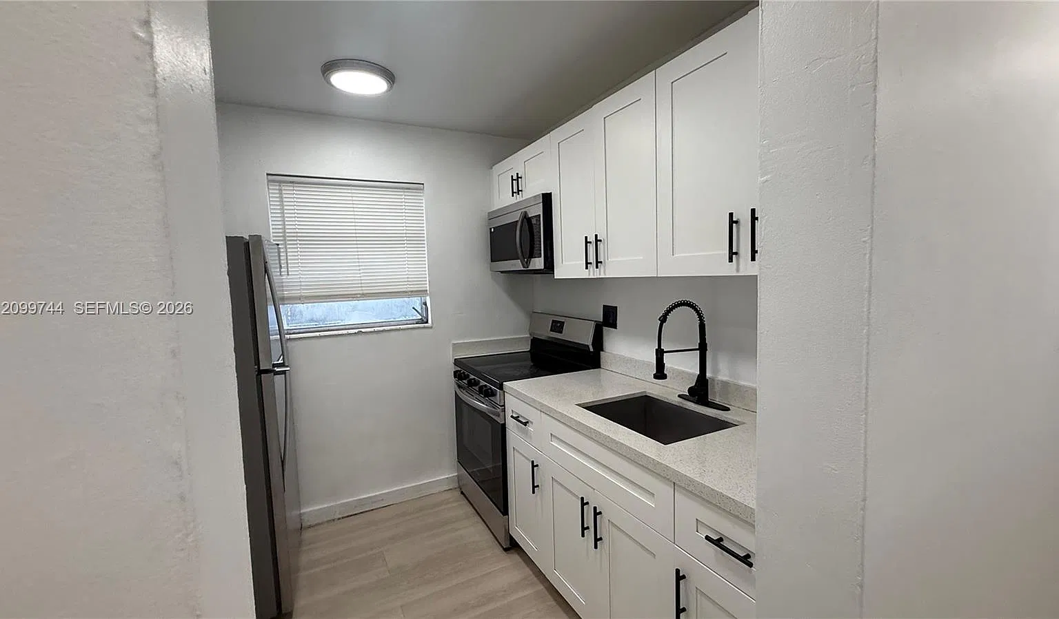 Biscayne Park Estates — Photo 1
