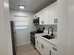 12215 W Dixie Hwy #308, Miami, FL 33161