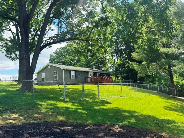 811 Grubmore Rd, Marion, VA 24354
