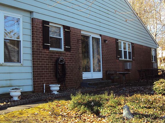3rd image of 24 Lexington Drive #B
