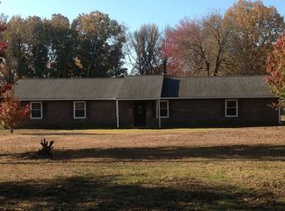 885 Eva Harbor Rd, Eva, TN 38333