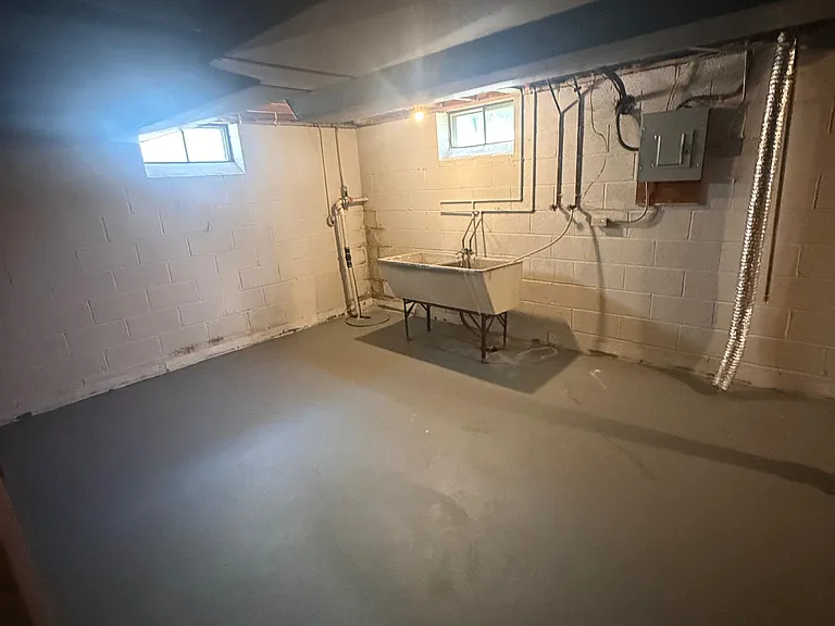 6236 Westminster Dr — Photo 14