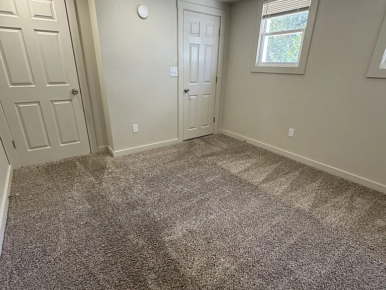 1285 E 4 N #1 — Photo 10