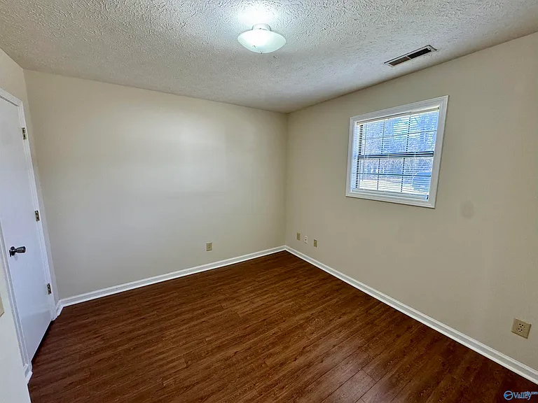 508 E McClellan St #B — Photo 10