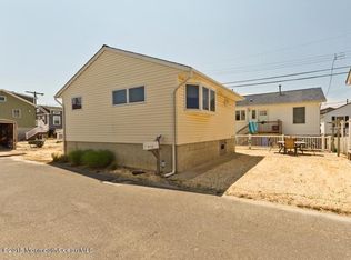 121 W Bayberry Way, Lavallette, NJ 08735