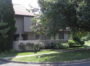 64 Cotswold Cir, Ocean, NJ 07712