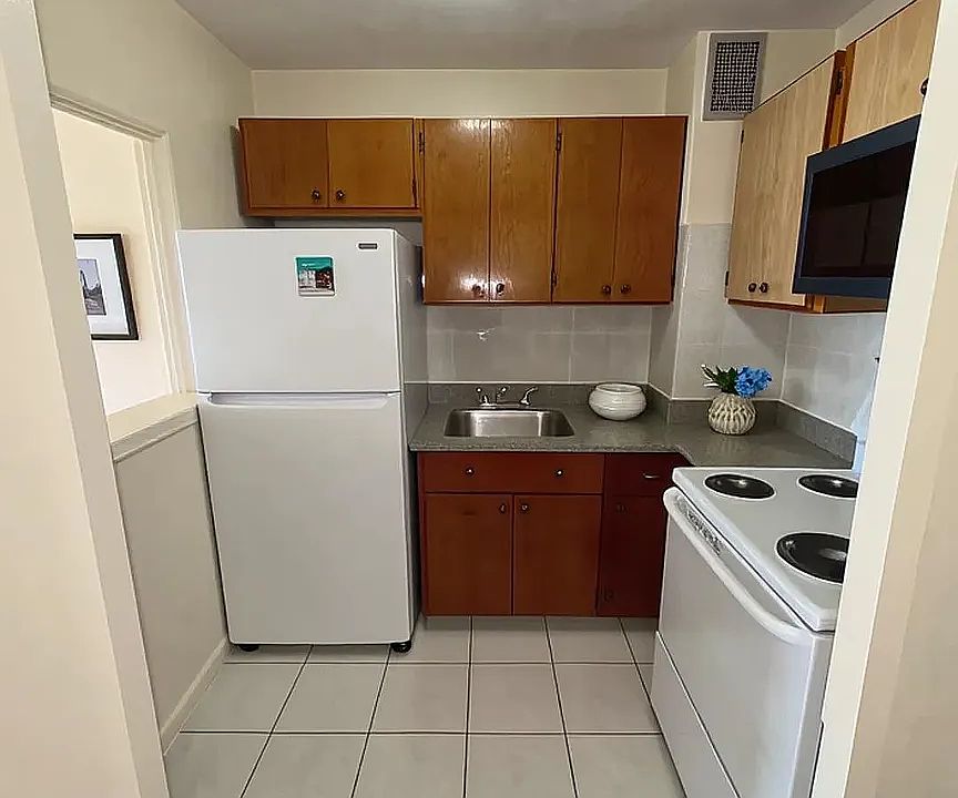 2nd image of 166-33 89th Ave #8F