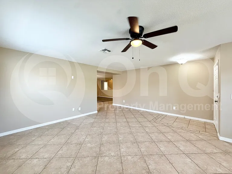 3553 E Trigger Way — Photo 5