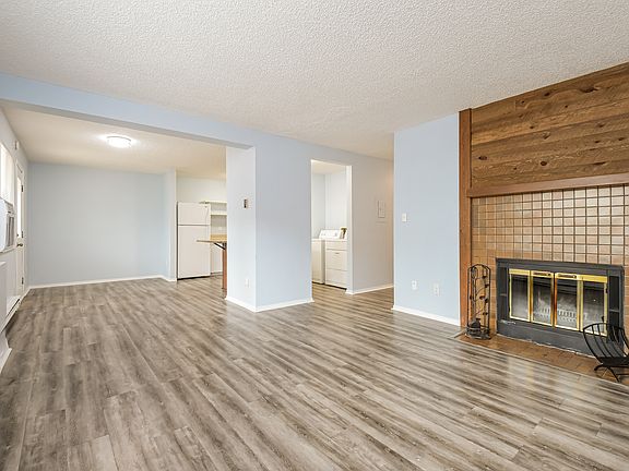 3rd image of 710 City Park Ave E531-unit 1
