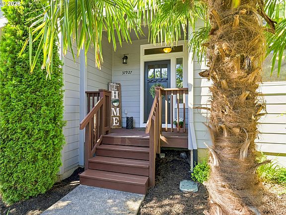 3rd image of 37927 Cascadia Village Dr