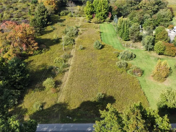 1120 Kiester Rd, Slippery Rock, PA 16057