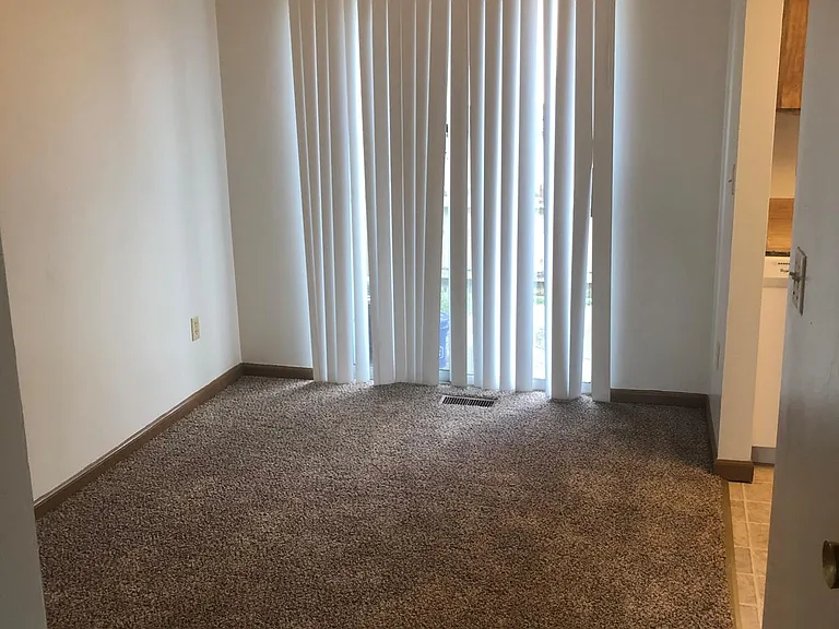 1297 Palmer House Ct — Photo 6