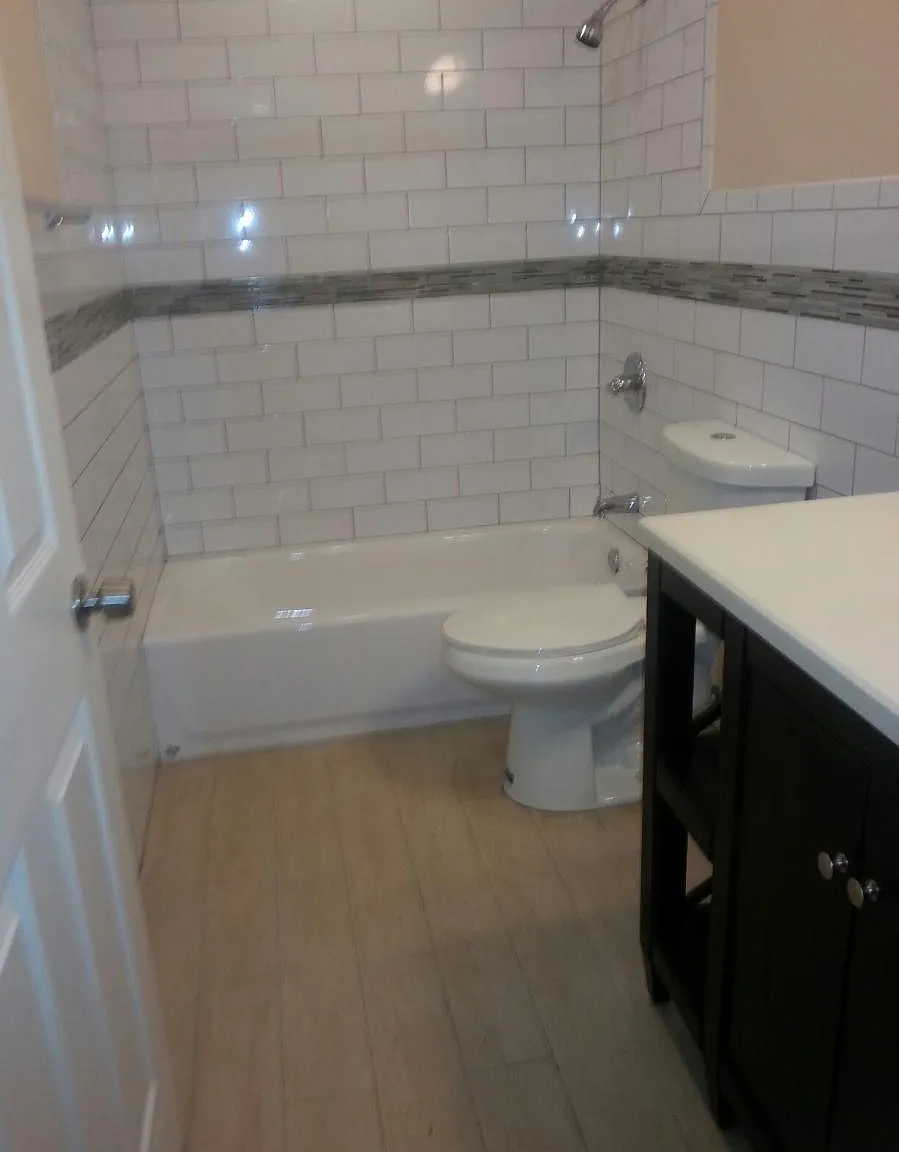 2 bed, 960 sqft, $1,300 — Photo 2