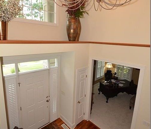 2nd image of 7915 Windridge Dr