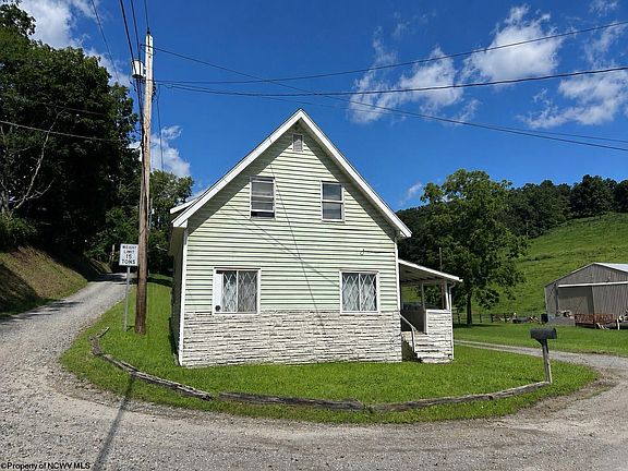 2nd image of 1213 Plum Run Rd