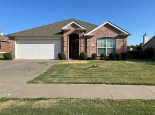 907 Tabasco Trl, Arlington, TX 76002