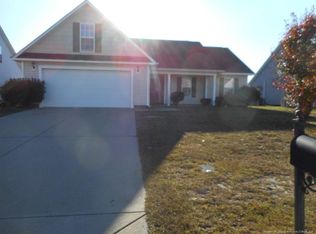 1263 Chimney Swift Dr, Fayetteville, NC 28306