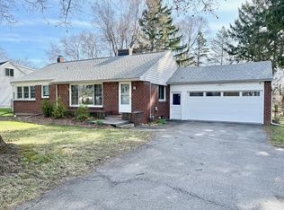 1382 Creek St, Webster, NY 14580