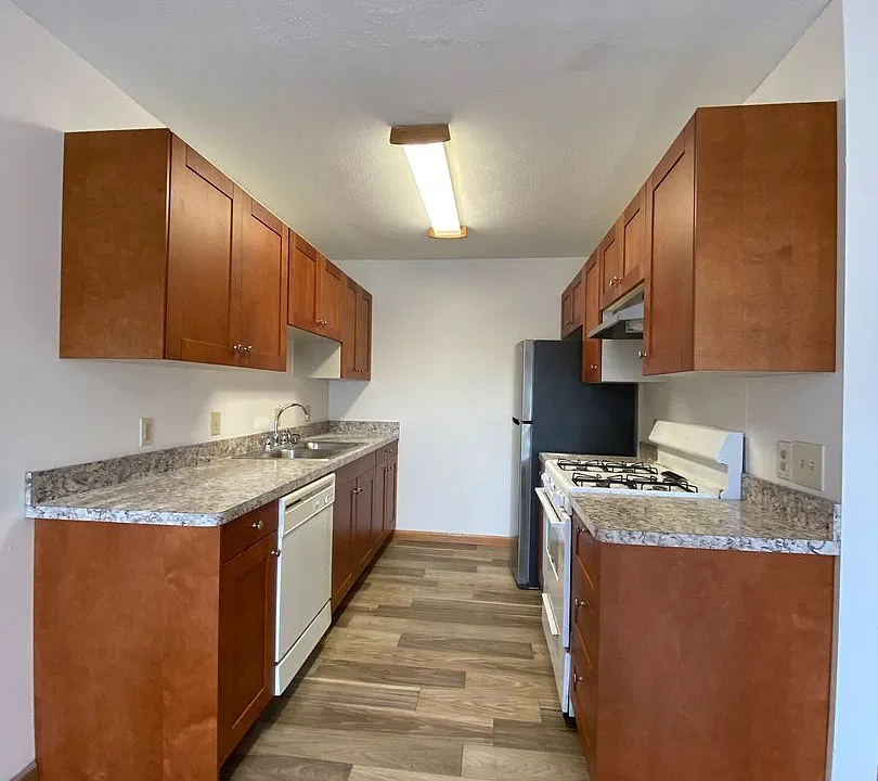 817 W Wilden Ave