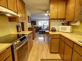 58 Lake Louise Dr, Bellingham, WA 98229
