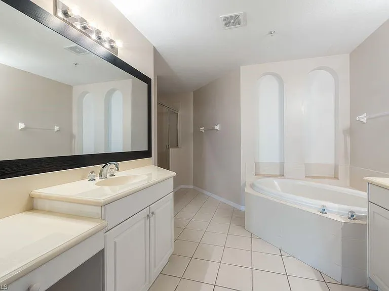 3610 Lansing Loop N #103 — Photo 18