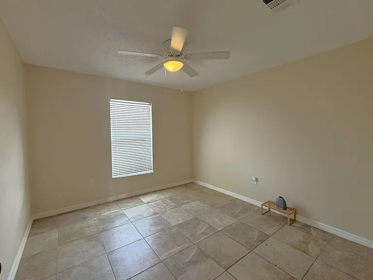 11255 Pendleton Ave A/B — Photo 9