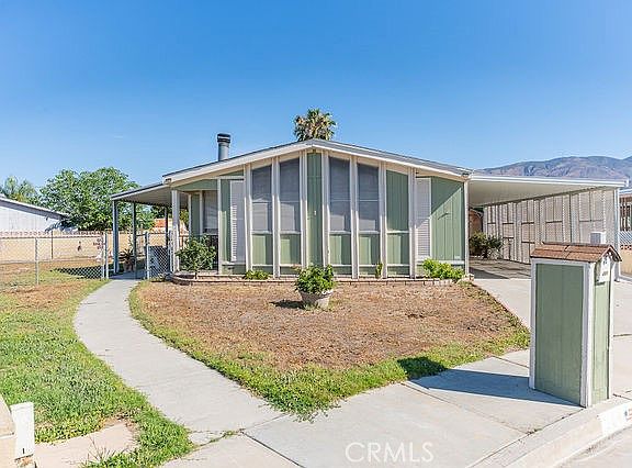 3rd image of 209 Flora Vista St