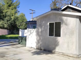 825 N Pasadena Ave, Pasadena, CA 91103