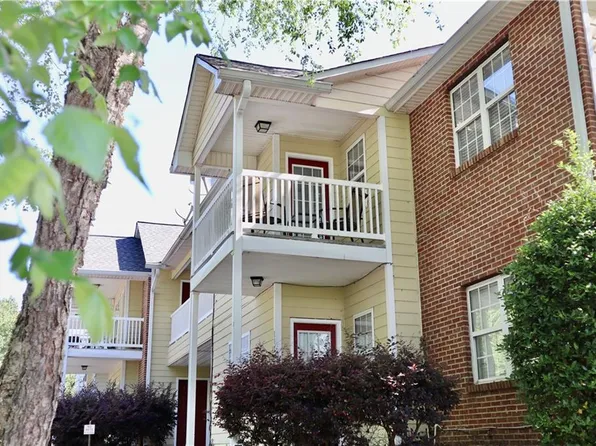 120 Waterford Dr, Calhoun, GA 30701