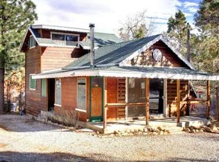 509 Maple Ln, Sugarloaf, CA 92386