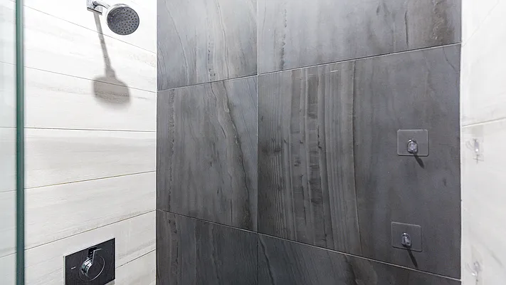 Rented by Nooklyn NYC LLC | media 24