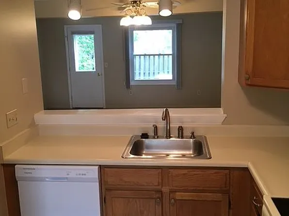 1330B Emerson St, Rochester, NY 14606