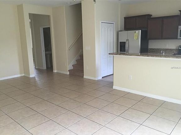 5th image of 11031 Savannah Landing Cir