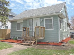 1565 41st St, Rock Island, IL