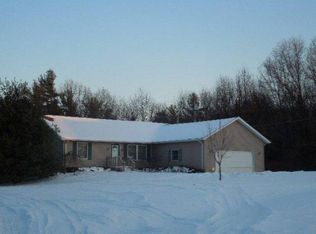 3227 Hillview Dr, Metamora, MI