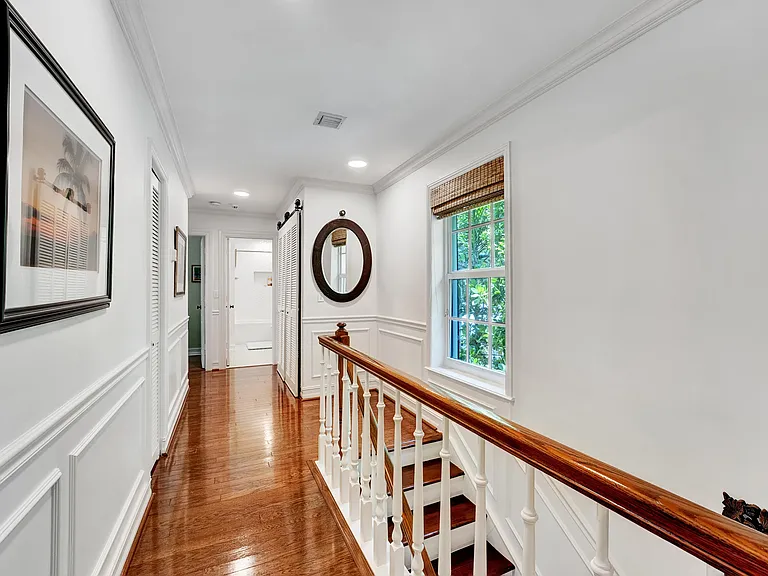 306 N Swinton Ave — Photo 35